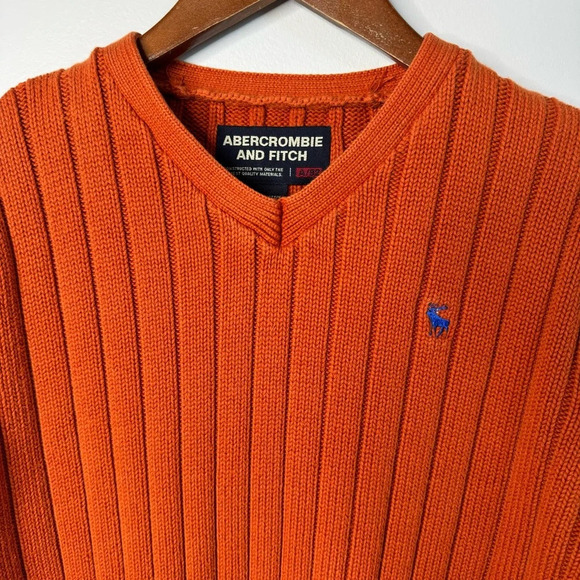 Abercrombie & Fitch Men’s Y2K Orange Ribbed Cotton V-neck Moose Logo Sweater - Picture 2 of 11